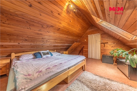 Prodej rodinného domu, 250 m² - 18