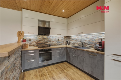 Prodej rodinného domu, 77 m² 2