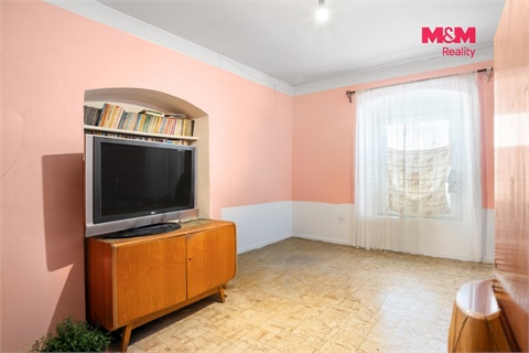 Prodej rodinného domu, 376 m² 10