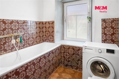 Prodej rodinného domu, 376 m² 20