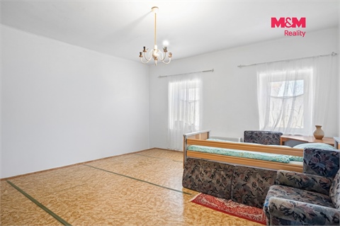 Prodej rodinného domu, 376 m² - 6