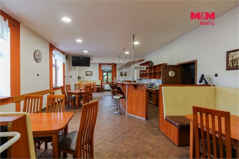 Prodej obchodních prostor, 1 355 m² 14