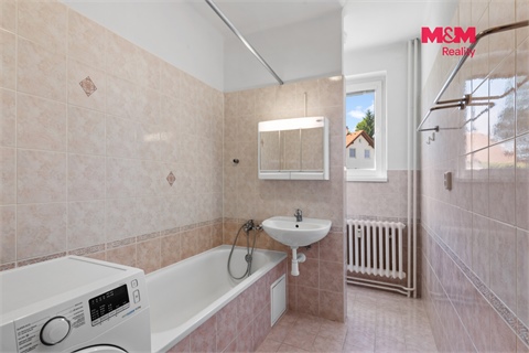 Prodej rodinného domu, 490 m² 18