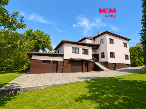 Prodej rodinného domu, 420 m² 0