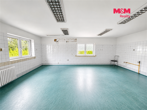 Prodej rodinného domu, 420 m² 2