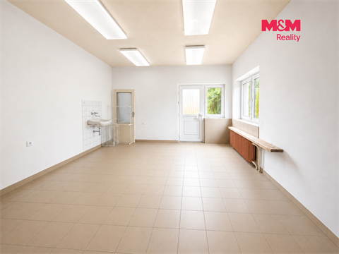 Prodej rodinného domu, 420 m² 6
