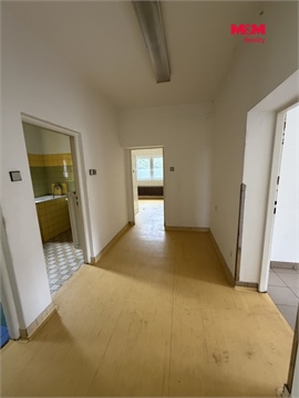Prodej rodinného domu, 420 m² - 18