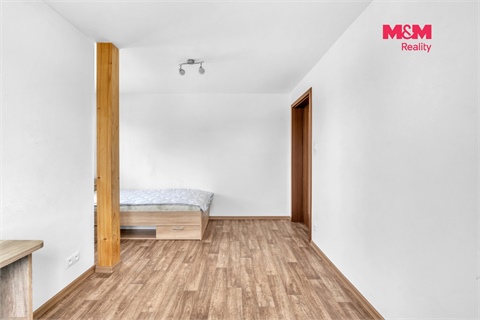 Prodej rodinného domu, 93 m² - 14