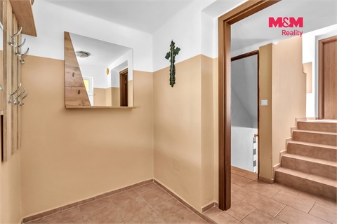 Prodej rodinného domu, 93 m² - 28
