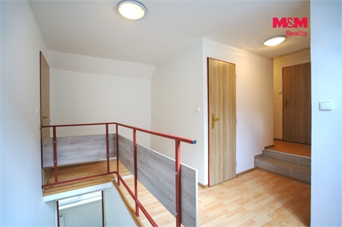 Prodej rodinného domu, 180 m² 14