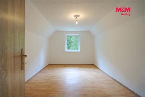 Prodej rodinného domu, 180 m² - 10