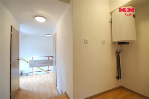 Prodej rodinného domu, 180 m² - 22