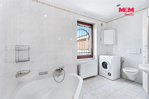 Prodej rodinného domu, 172 m² - 8