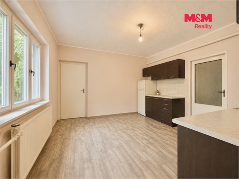 Prodej rodinného domu, 80 m² 14