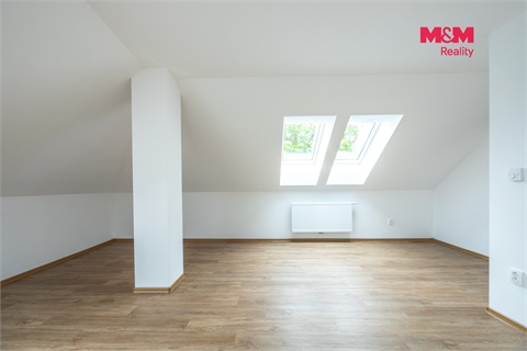 Pronájem bytu 3+1, 76 m² - 12