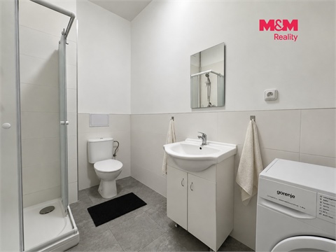Pronájem bytu 1+1, 48 m² - 4