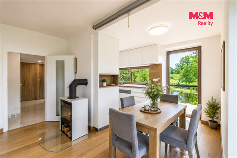 Prodej rodinného domu, 95 m² - 0