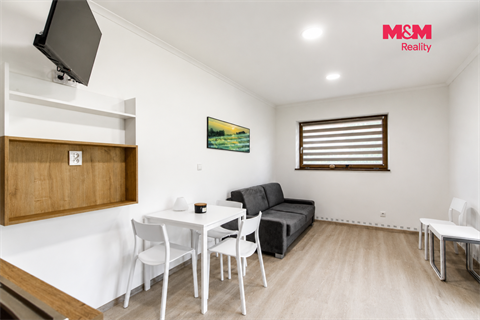 Prodej rodinného domu, 95 m² - 10