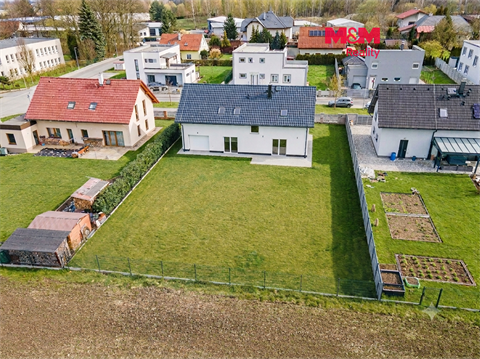 Prodej rodinného domu, 188 m² 0