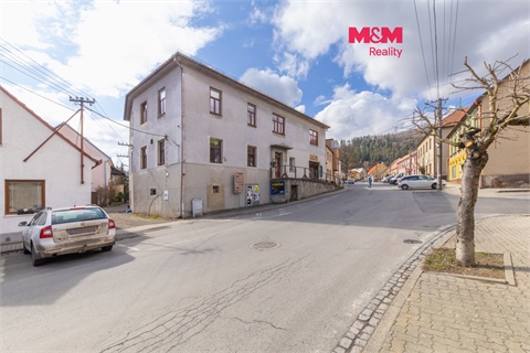 Prodej rodinného domu, 411 m² 0
