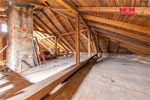 Prodej rodinného domu, 411 m² - 18