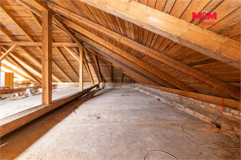 Prodej rodinného domu, 411 m² 20
