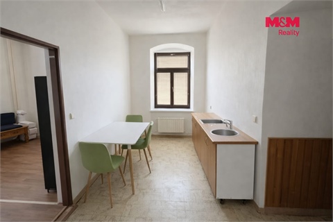 Prodej rodinného domu, 411 m² - 2