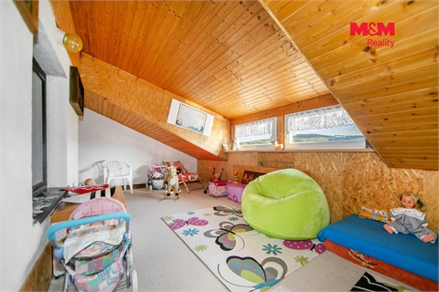 Prodej rodinného domu, 218 m² 10