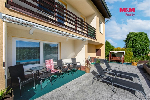 Prodej rodinného domu, 218 m² - 20