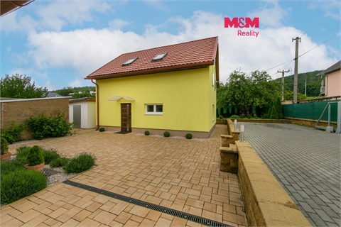 Pronájem rodinného domu, 82 m² 0
