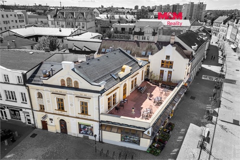Prodej komerčního objektu, 1 143 m² 0