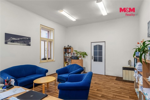 Prodej komerčního objektu, 453 m² 6