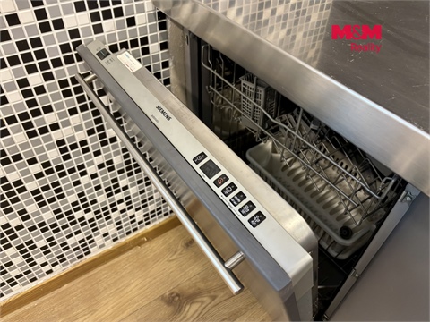 Pronájem bytu 1kk, 57 m² 4