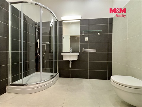 Pronájem bytu 1kk, 57 m² - 4