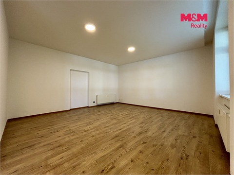 Pronájem bytu 1kk, 57 m² 2