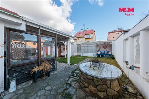 Prodej komerčního objektu, 192 m² 12