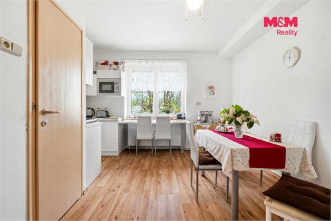 Prodej rodinného domu, 173 m² - 6