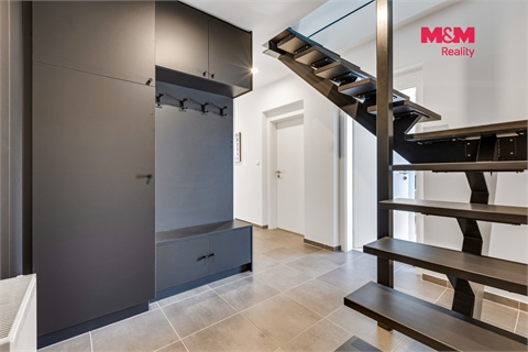 Prodej bytu 4kk, 141 m² - 18