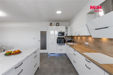 Prodej bytu 4kk, 141 m² 12
