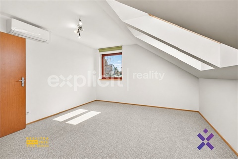 Prodej rodinného domu, 239 m² - 4