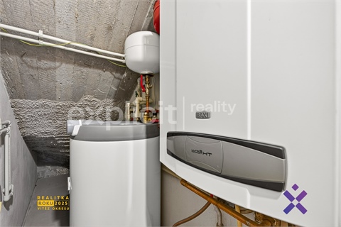 Prodej rodinného domu, 239 m² 16