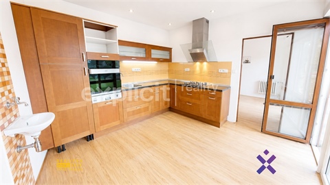 Prodej rodinného domu, 227 m² - 0