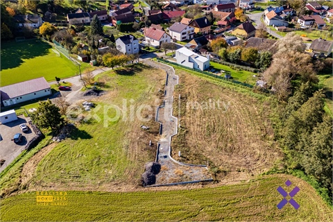 Prodej stavebního pozemku, 1 008 m² 8