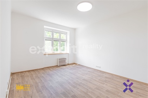 Prodej bytu 1+1, 37 m² - 4