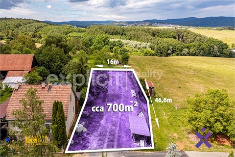 Prodej stavebního pozemku, 700 m² 0