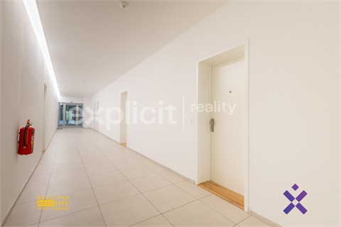 Prodej bytu 1kk, 28 m² - 14
