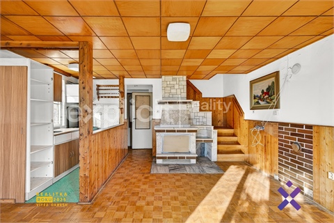 Prodej stavebního pozemku, 1 327 m² 18