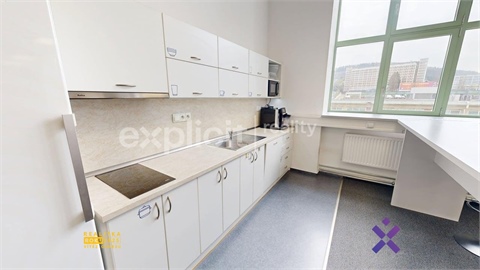 Pronájem kanceláře, 421 m² 4