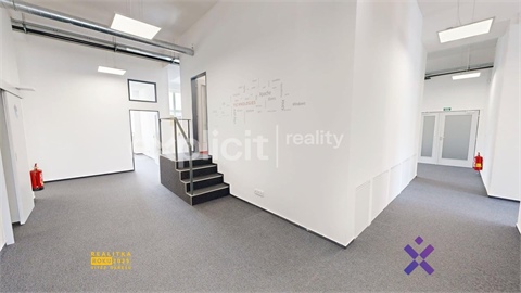 Pronájem kanceláře, 421 m² - 8