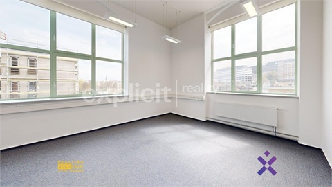 Pronájem kanceláře, 421 m² 18